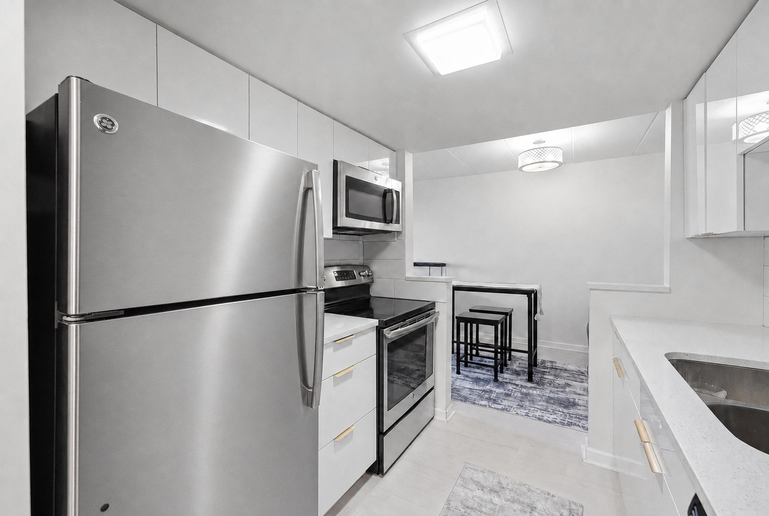 1 Renaissance Place, Unit 816 Palatine, IL 60067 - Photo 11 of 41 Gallery Image 11