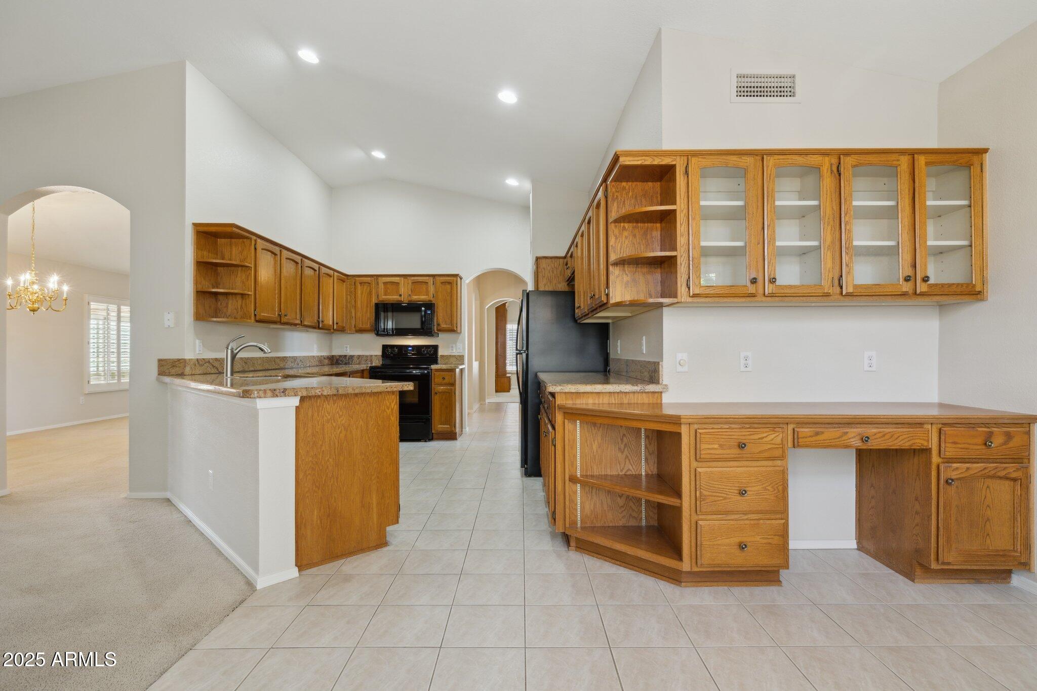 15433 West Cheery Lynn Road Goodyear, AZ 85395 - Photo 14 of 57 14-web-or-mls-15433-w-cheery-lynn-rd
