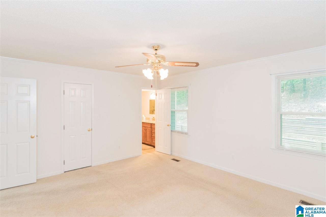 424 South Fork Circle Birmingham, AL 35244 - Photo 18 of 35