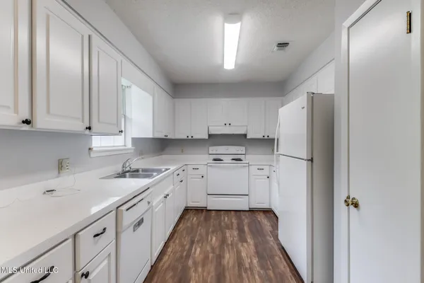 $171,500 | 407 South Dorothy Street, Wiggins, MS 39577