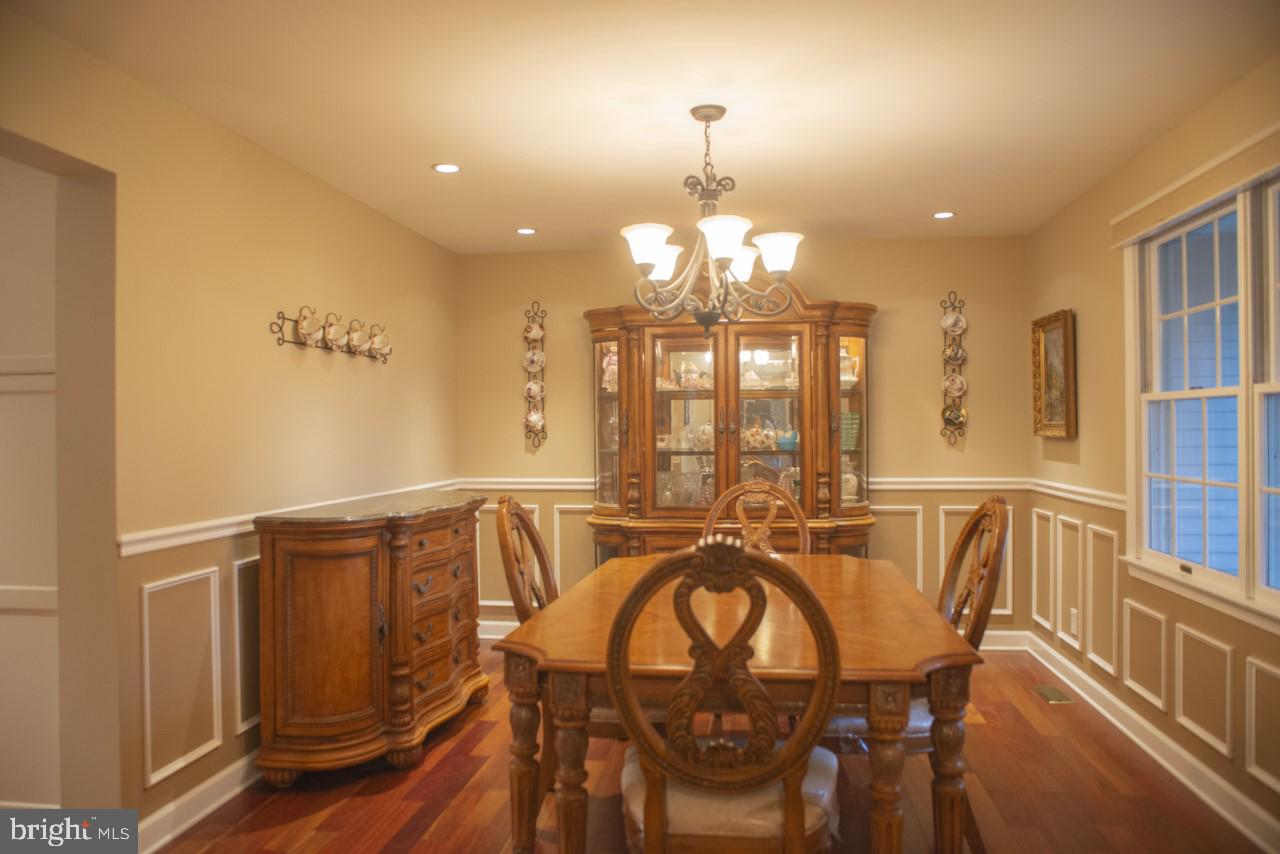 27 Democrat Road Mickleton, NJ 08056 - Photo 3 of 25