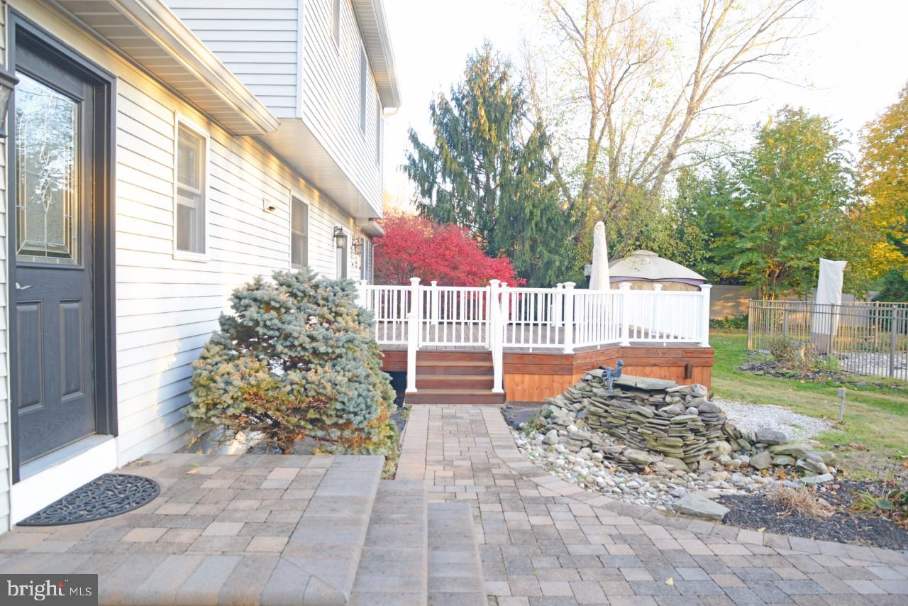 27 Democrat Road Mickleton, NJ 08056 - Photo 21 of 25
