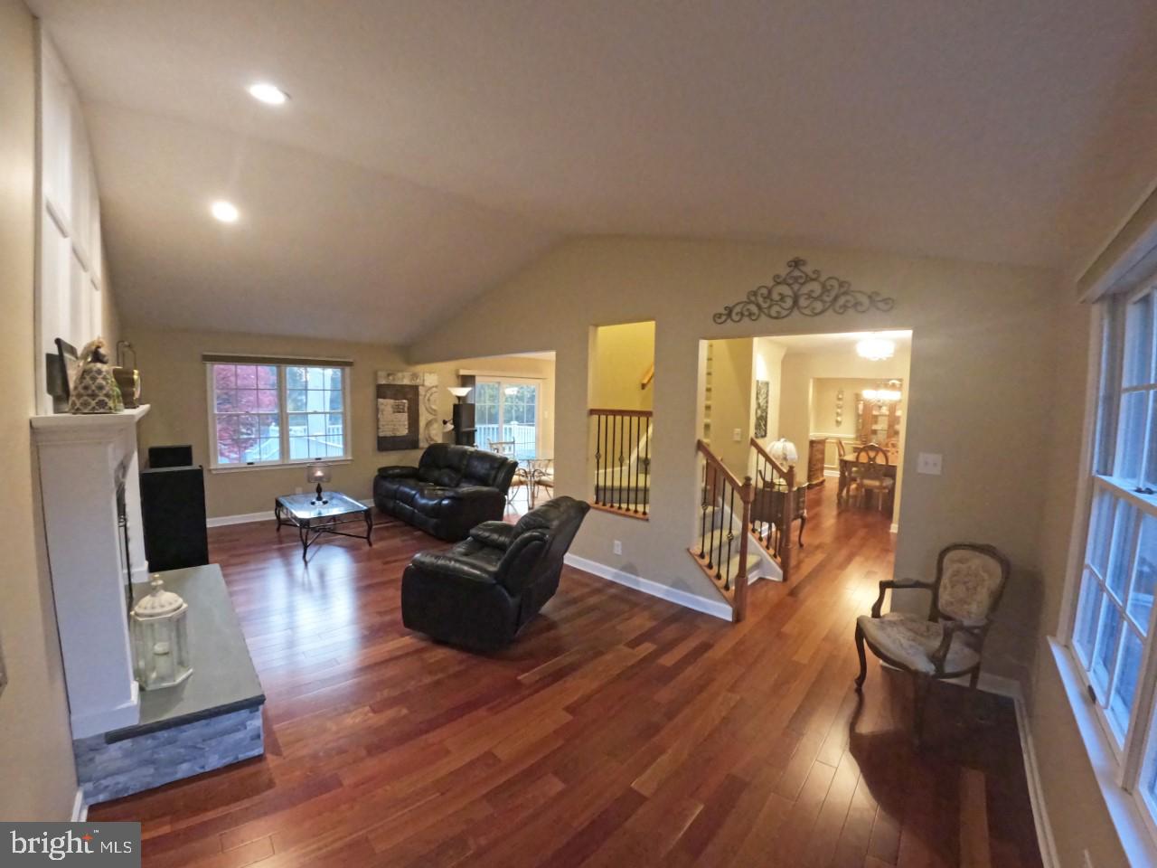 27 Democrat Road Mickleton, NJ 08056 - Photo 5 of 25