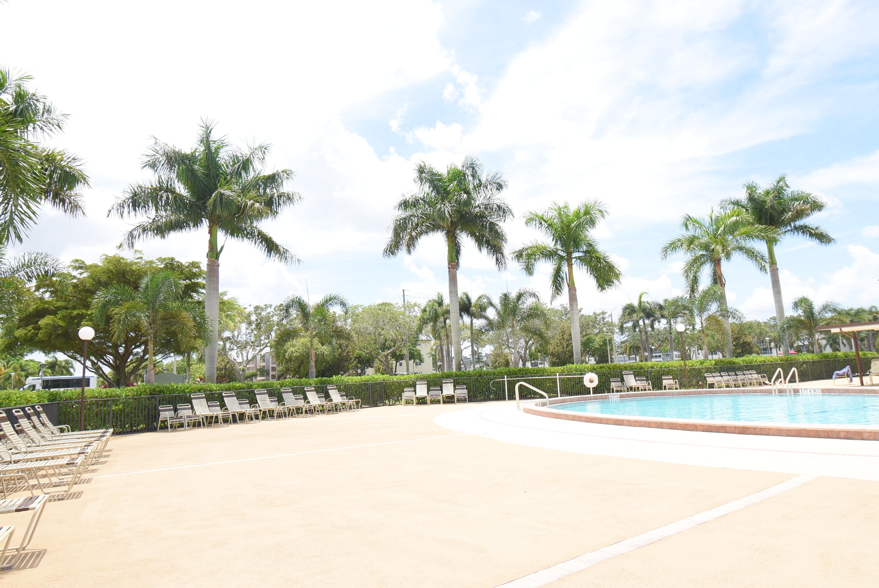 205 Suffolk F Boca Raton, FL 33434 - Photo 16 of 20 DSC_0763