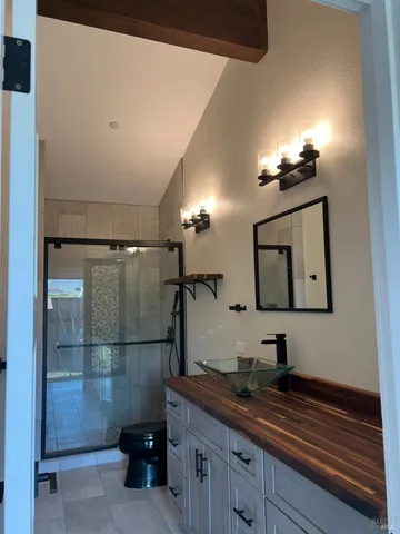 $990,000 | 14920 Mallo Pass Drive, Manchester, CA 95459