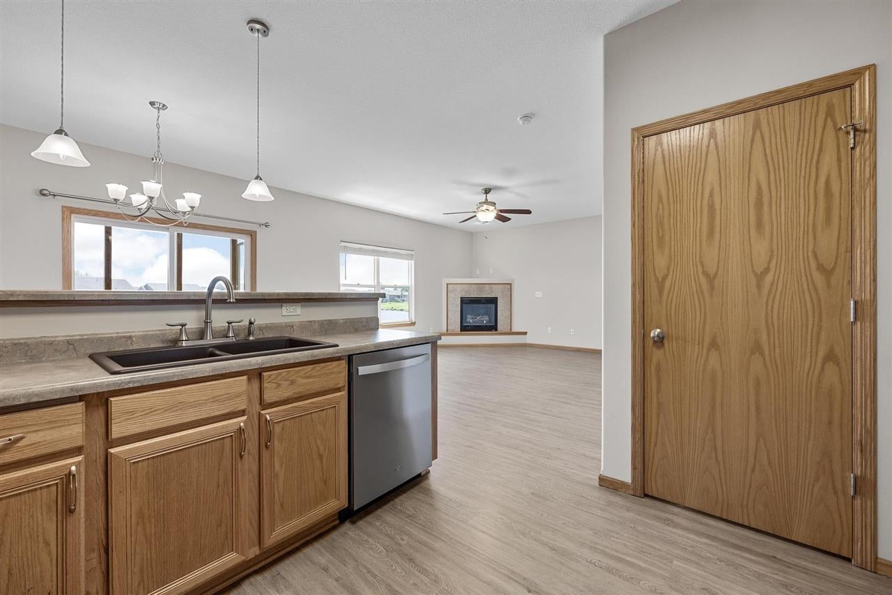 102 South Park Ridge Road North Liberty, IA 52317 - Photo 31 of 50 Gallery Image 31