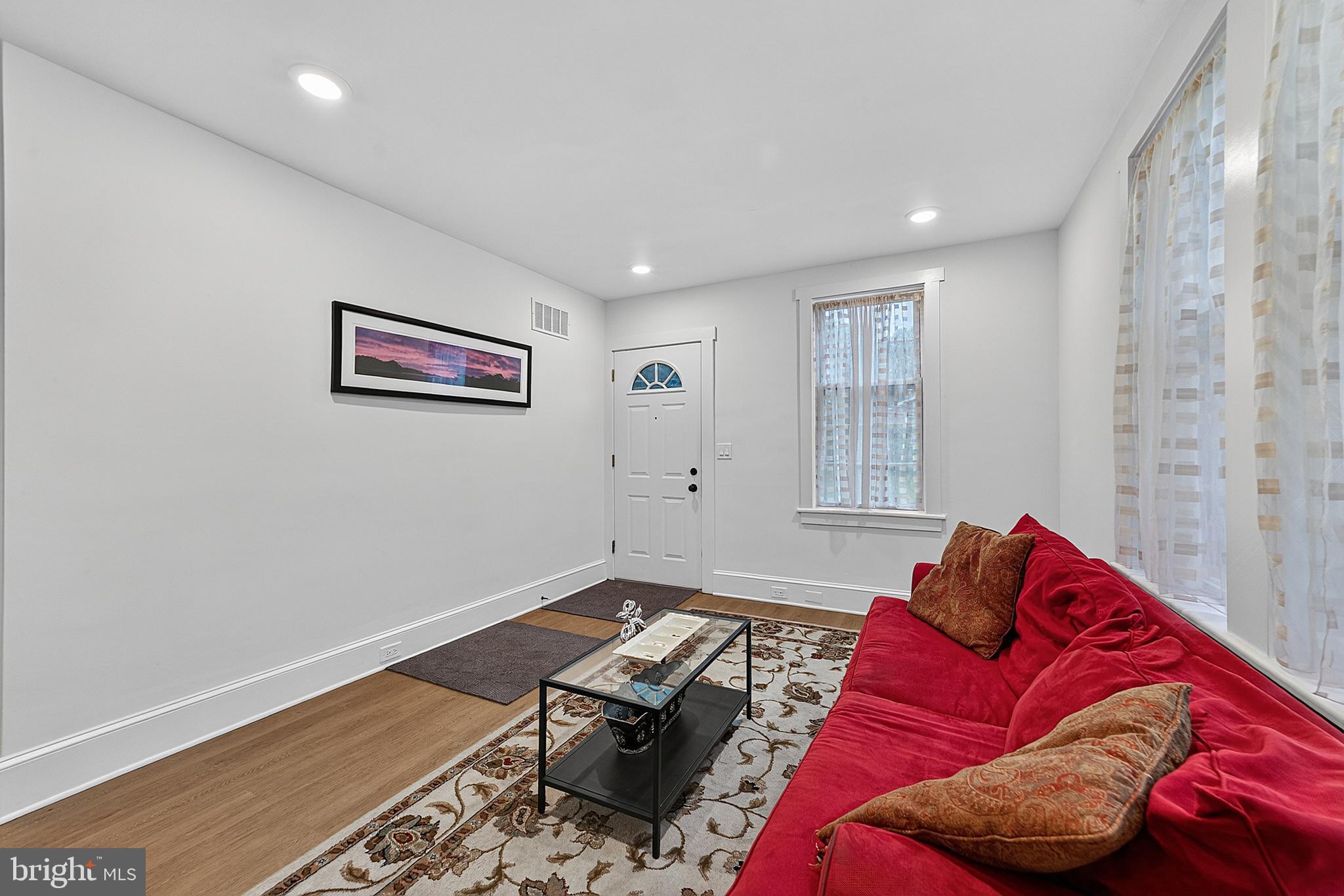 129 Old Soldiers Road Cheltenham, PA 19012 - Photo 5 of 37 Gallery Image 5