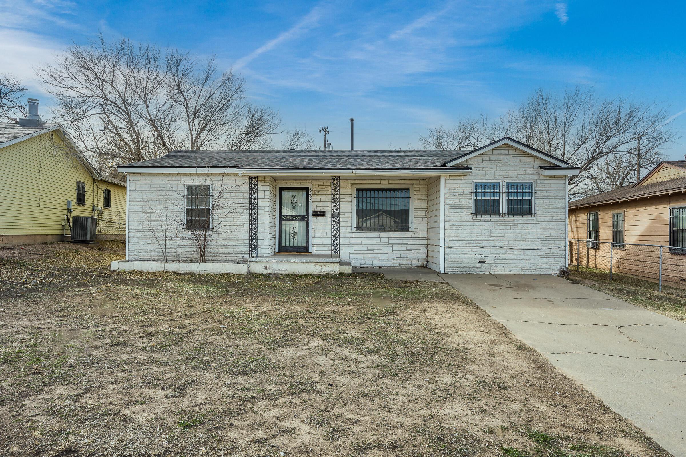 2207 Hickory Street Amarillo, TX 79107 - Photo 1 of 14 01-Front