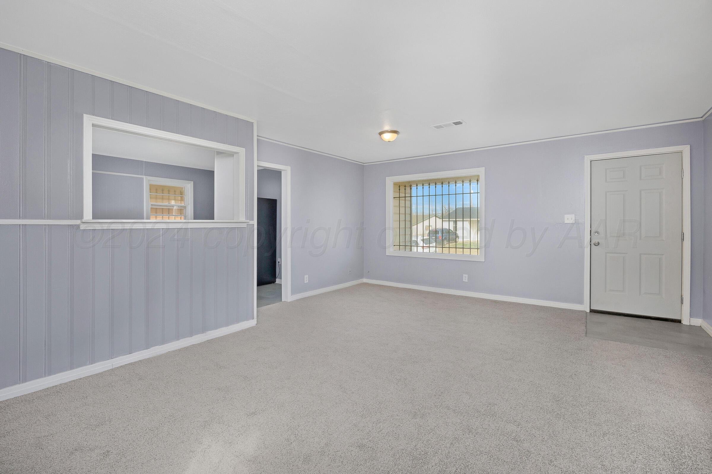 2207 Hickory Street Amarillo, TX 79107 - Photo 2 of 14 02-Living Room