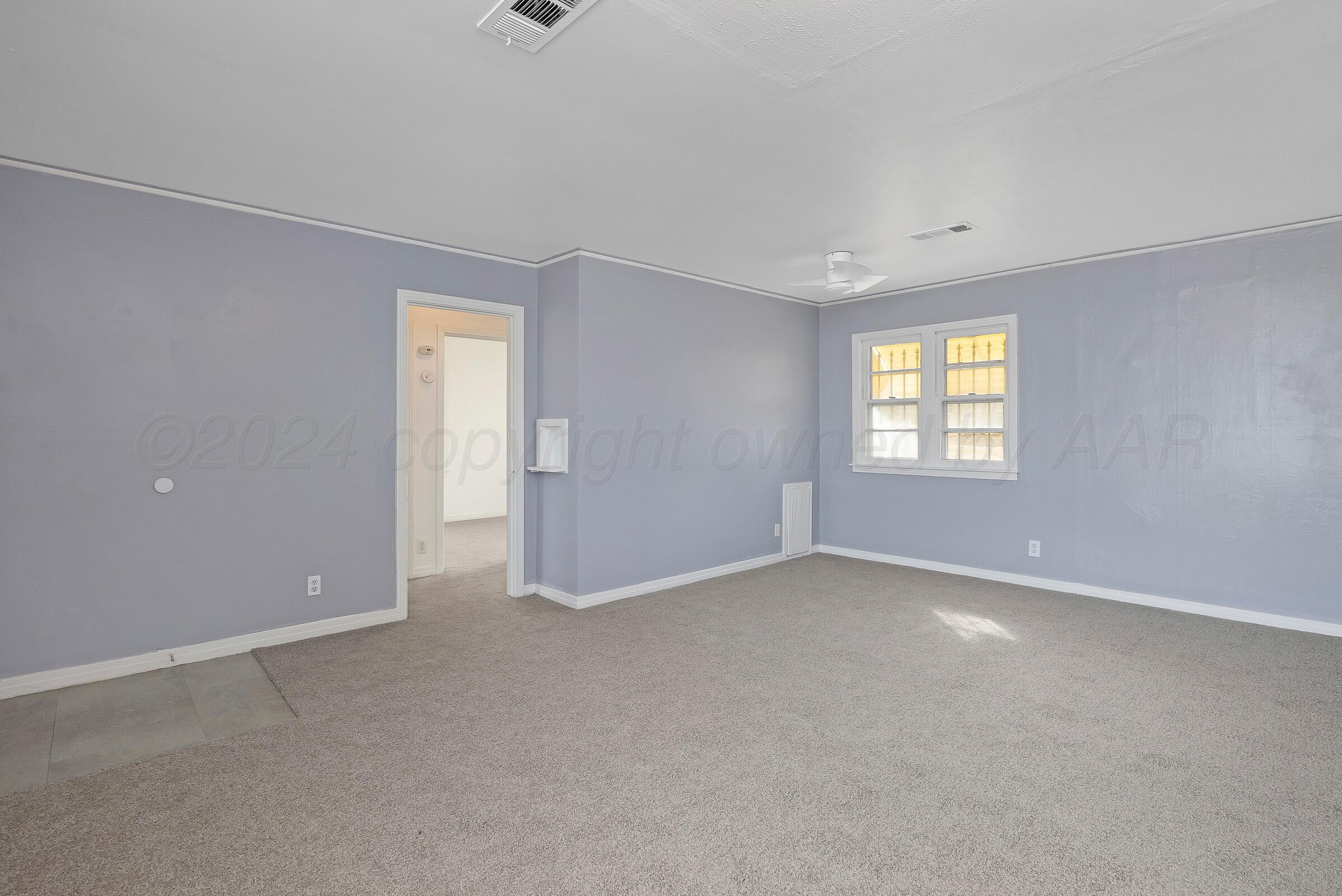2207 Hickory Street Amarillo, TX 79107 - Photo 4 of 14 04-Living Room 3