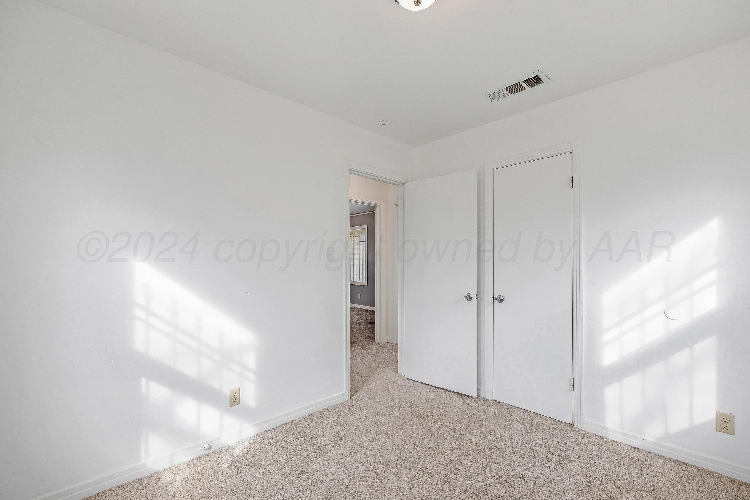 2207 Hickory Street Amarillo, TX 79107 - Photo 10 of 14 10-Bedroom 1 View 2