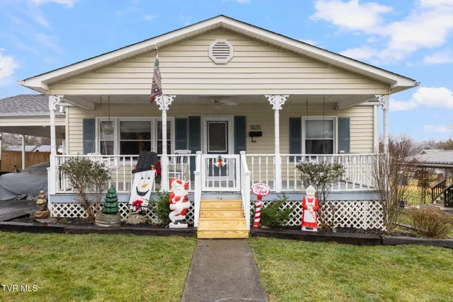 $249,500 | 1025 Dejarnette Street, Elizabethton, TN 37643