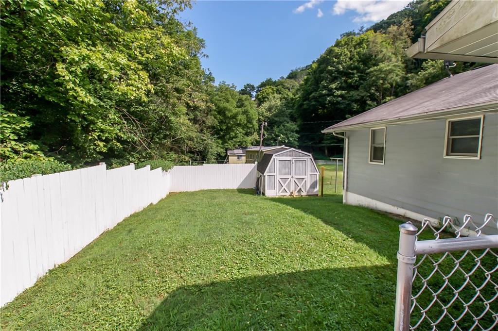 363 Waltersburgh Road Smock, PA 15480 - Photo 9 of 18