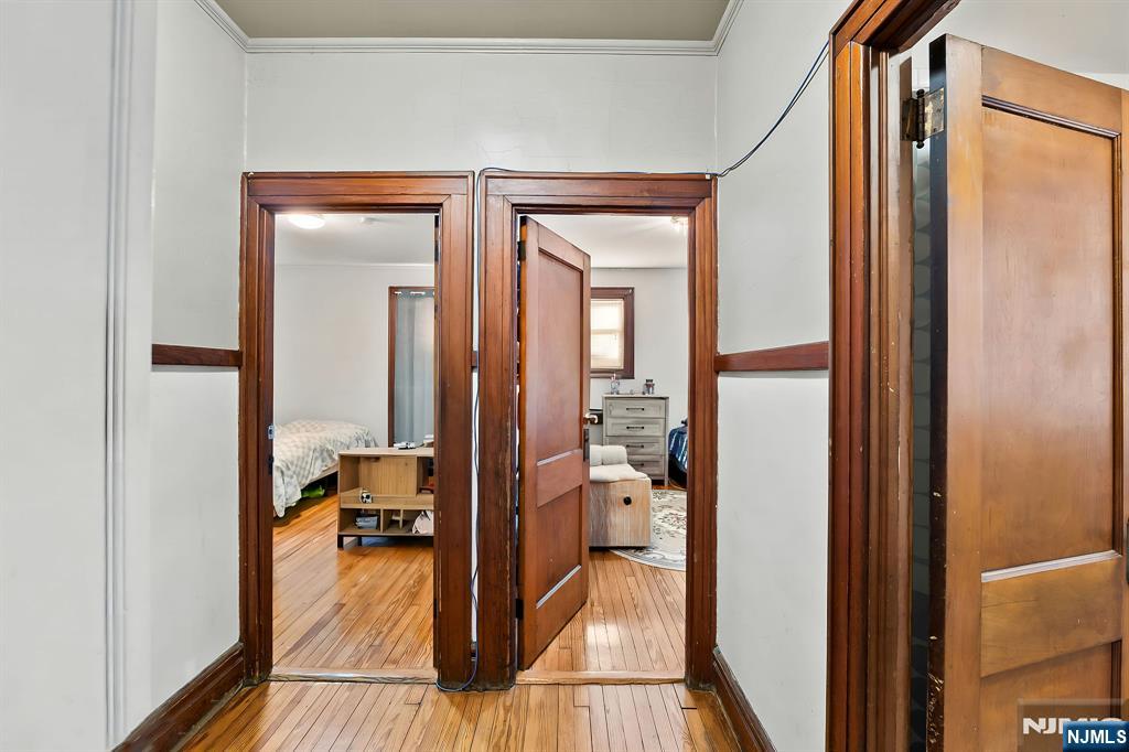 419 Hamilton Street Harrison, NJ 07029 - Photo 29 of 48
