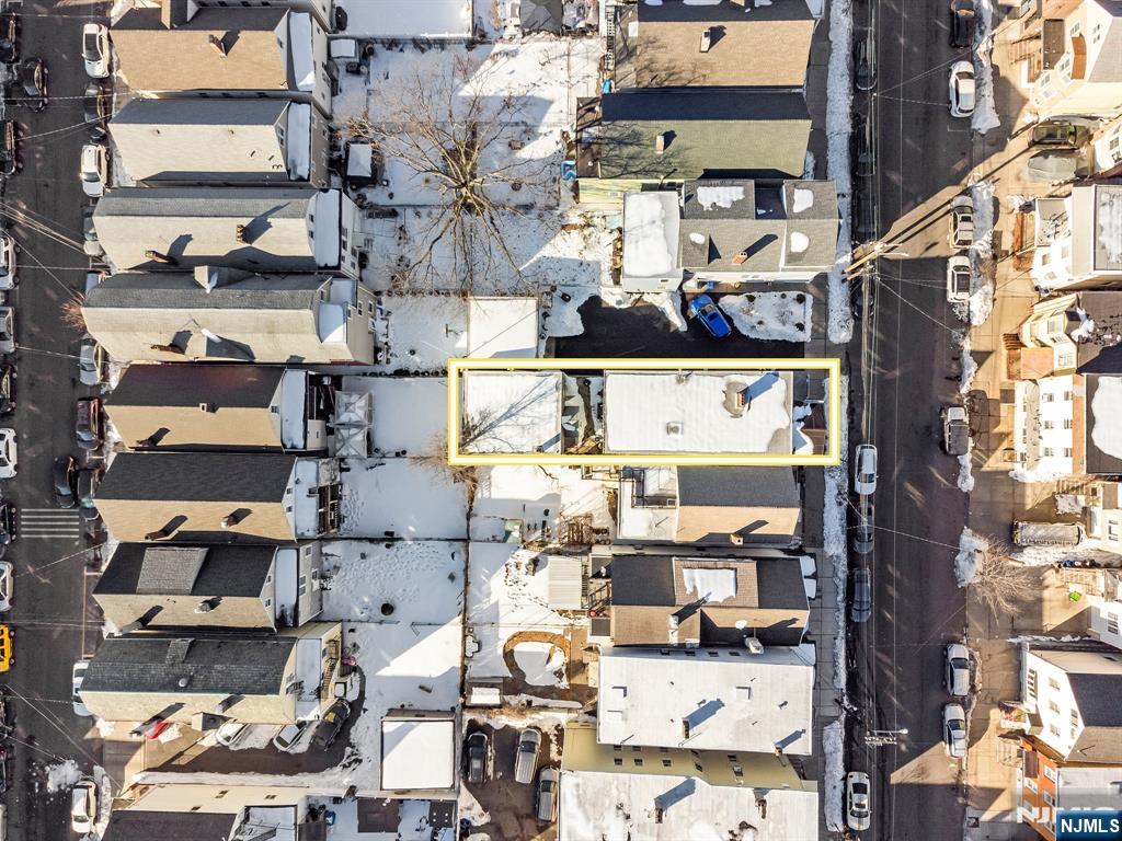 419 Hamilton Street Harrison, NJ 07029 - Photo 4 of 48