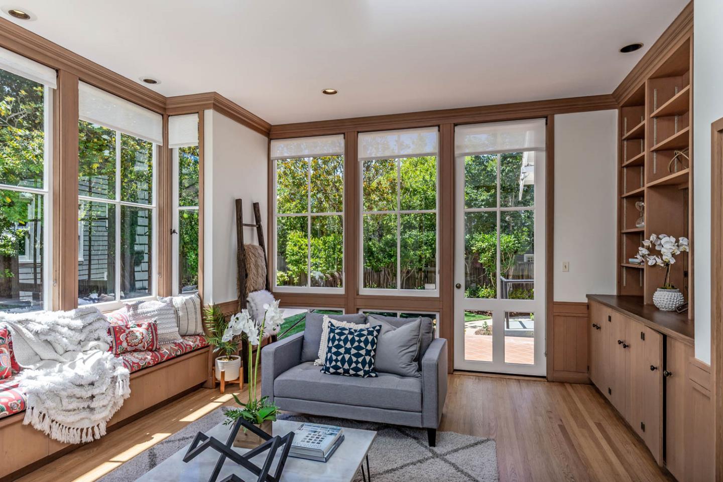 343 Ranelagh Road Hillsborough, CA 94010 - Photo 14 of 35 Gallery Image 14