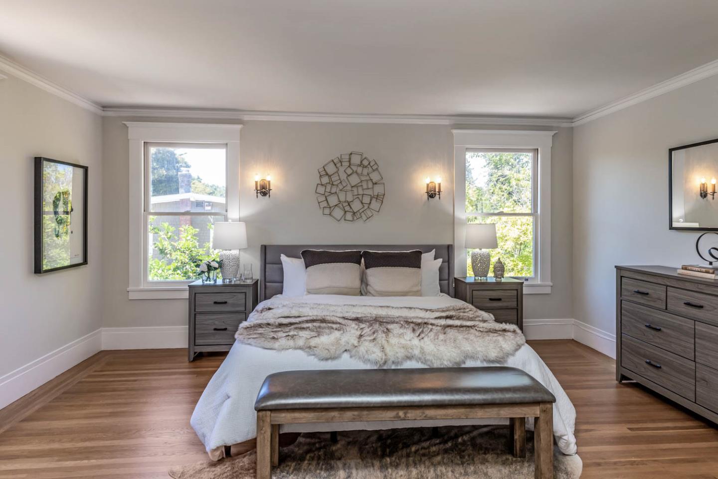 343 Ranelagh Road Hillsborough, CA 94010 - Photo 18 of 35 Gallery Image 18