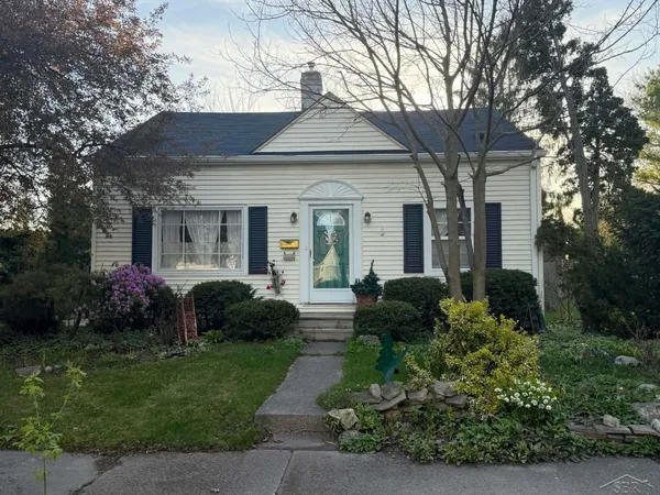 $169,900 | 305 Cornell Street, Bay City, MI 48708