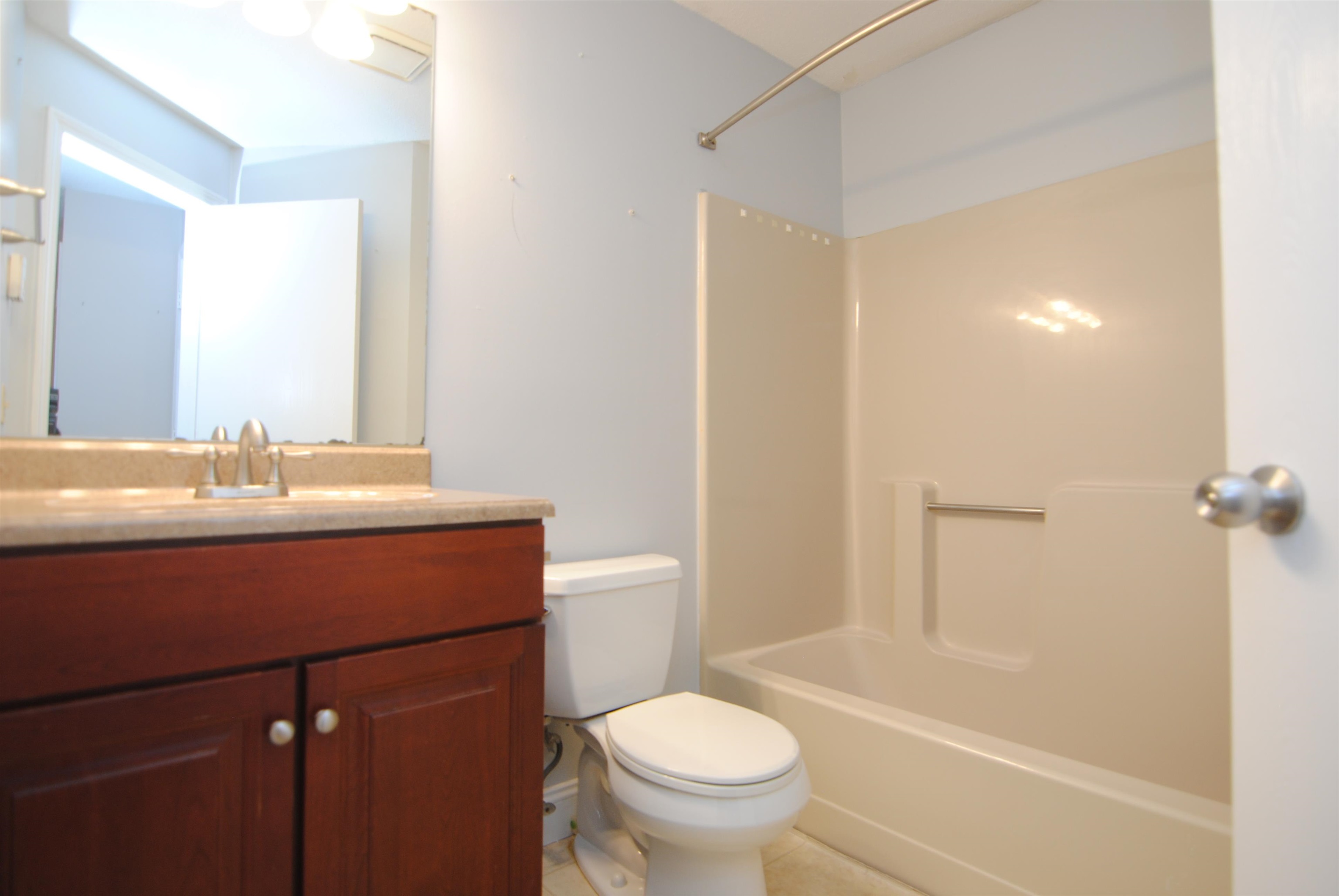 108 Eastern Avenue, Unit 304 Manchester, NH 03104 - Photo 19 of 21