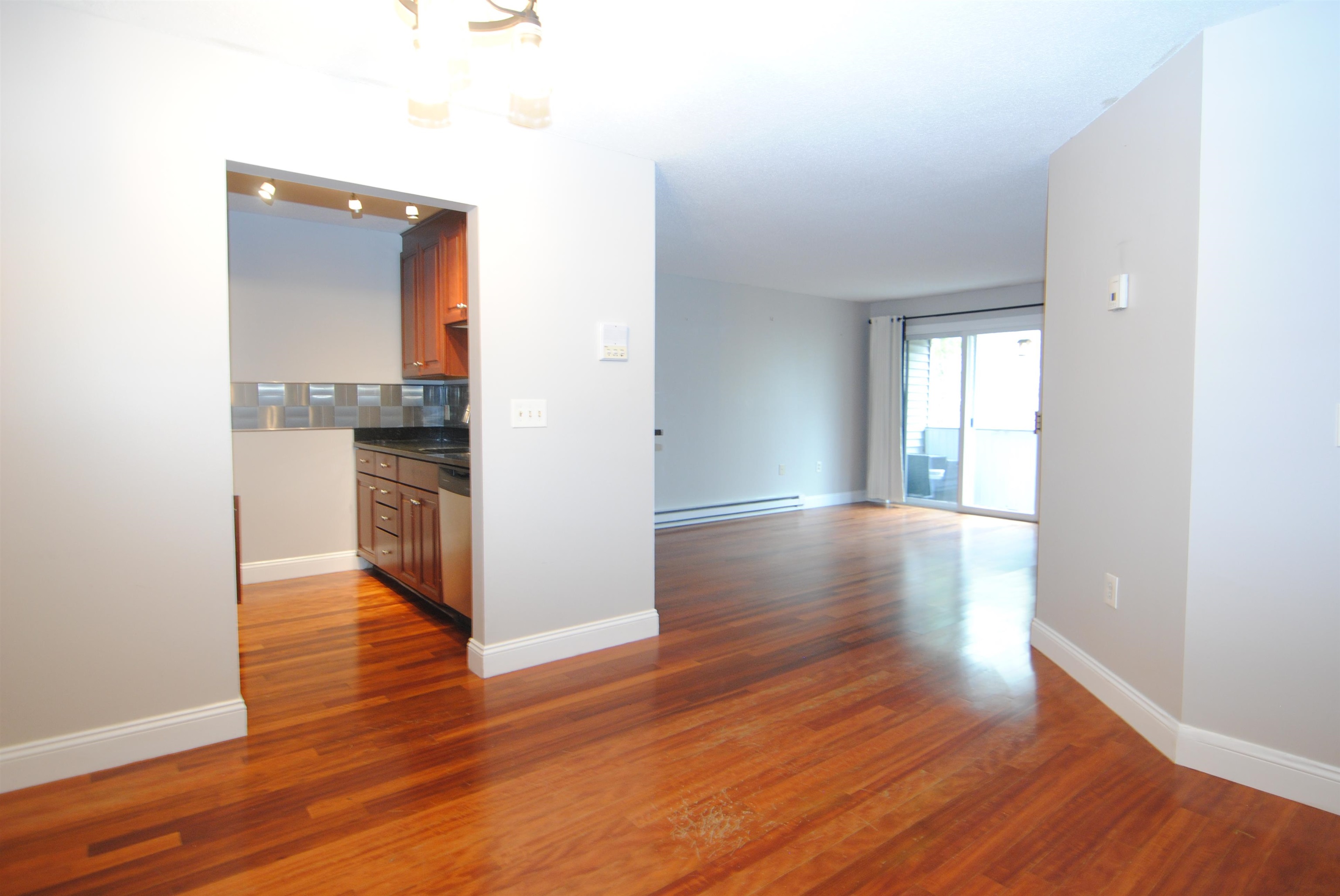 108 Eastern Avenue, Unit 304 Manchester, NH 03104 - Photo 2 of 21