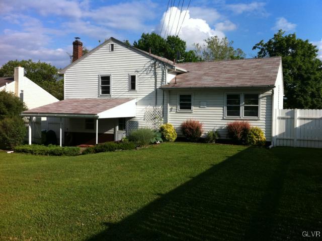 1961 Butztown Road Bethlehem, PA 18017 - Photo 4 of 17 Gallery Image 4