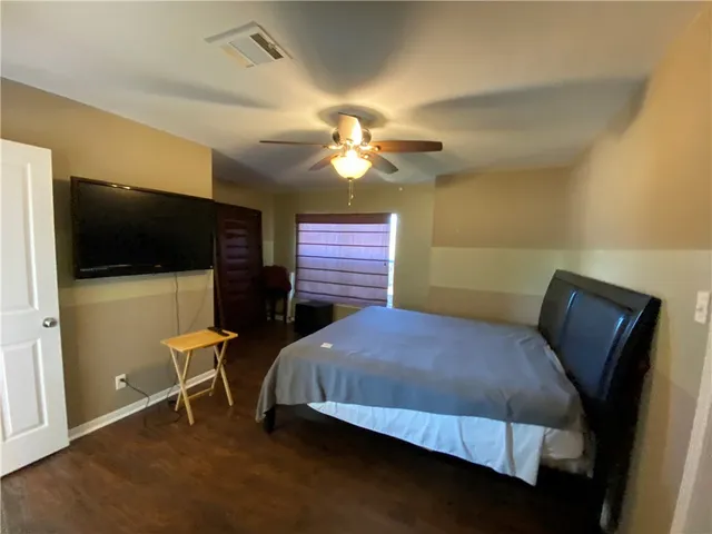 $1,600 | 2407 Curry Loop, Unit B, Round Rock, TX 78664