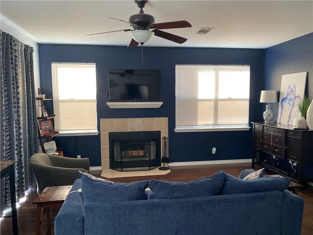 $1,600 | 2407 Curry Loop, Unit B, Round Rock, TX 78664