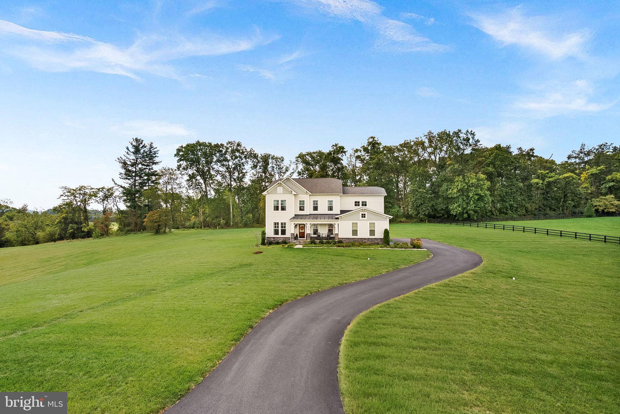 38147 Touchstone Farm Lane Hamilton, VA 20158 - Photo 3 of 71 a view of a golf course with a garden