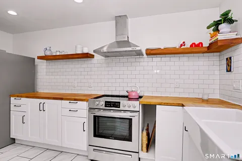 $539,000 | 76 Gillies Lane, Unit 76, Norwalk, CT 06854