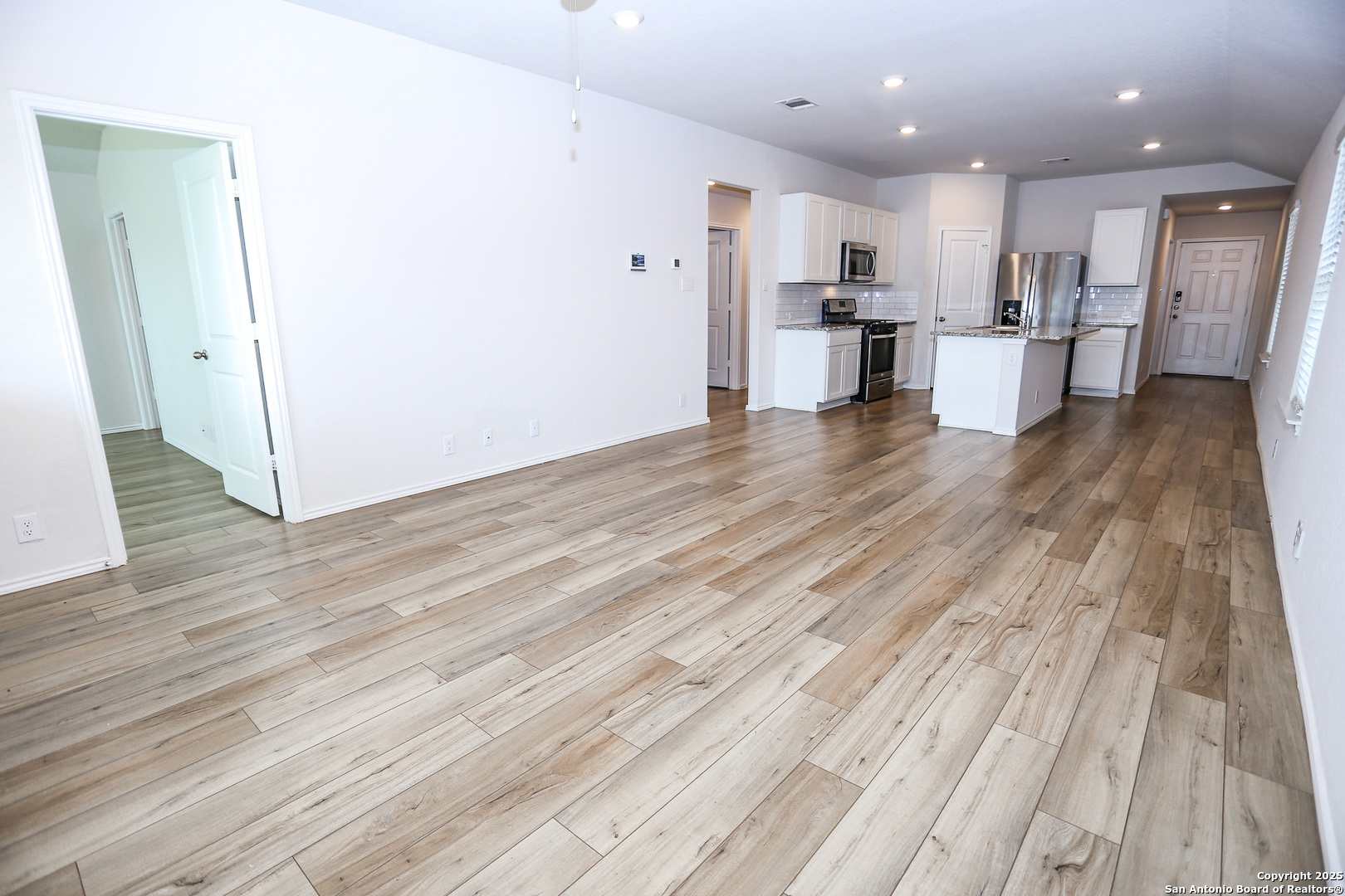 13907 Lignite Road San Antonio, TX 78253 - Photo 11 of 26