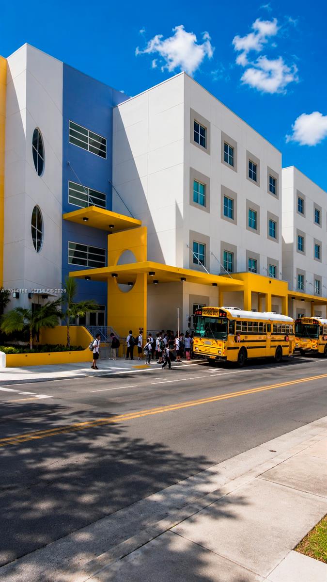 17145 North Bay Road, Unit 4307 Sunny Isles Beach, FL 33160 - Photo 27 of 35 a view of a building with car parked
