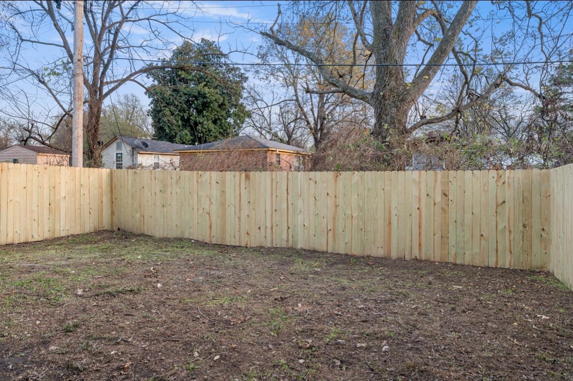 2859 Carnes Avenue Memphis, TN 38114 - Photo 14 of 14 a view of a backyard