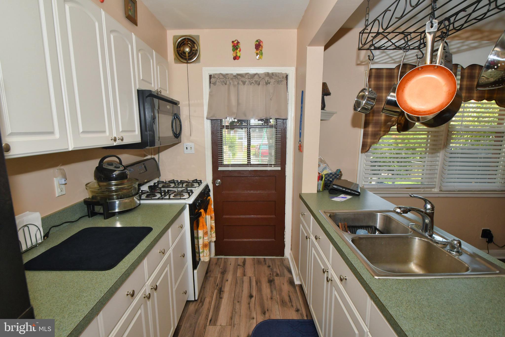 6904 Broening Road Baltimore, MD 21222 - Photo 26 of 40