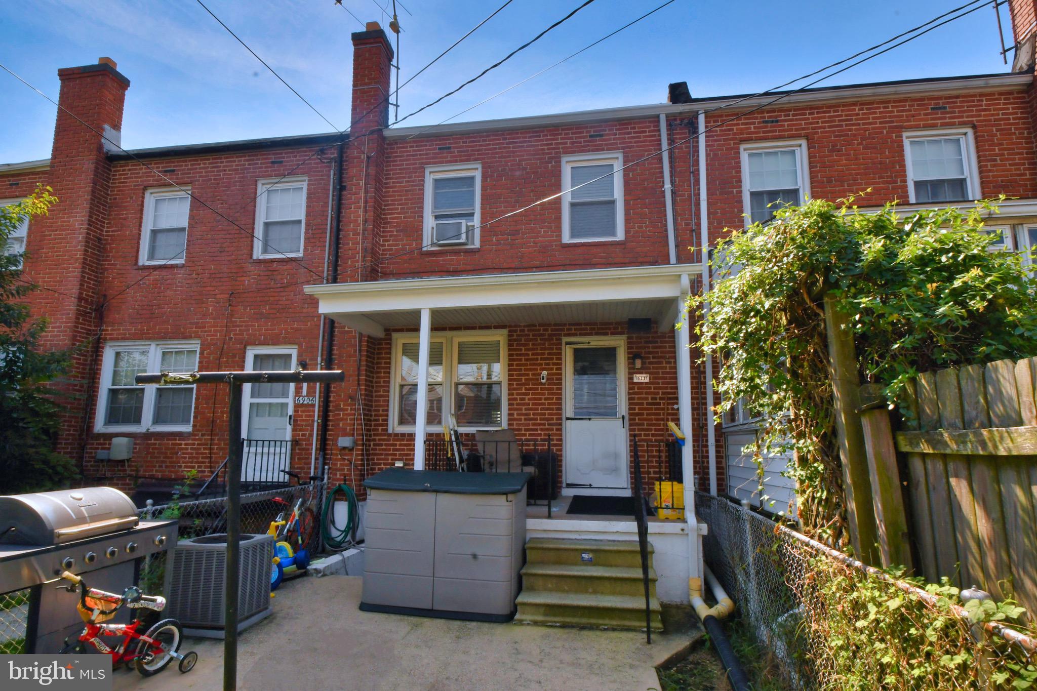6904 Broening Road Baltimore, MD 21222 - Photo 5 of 40