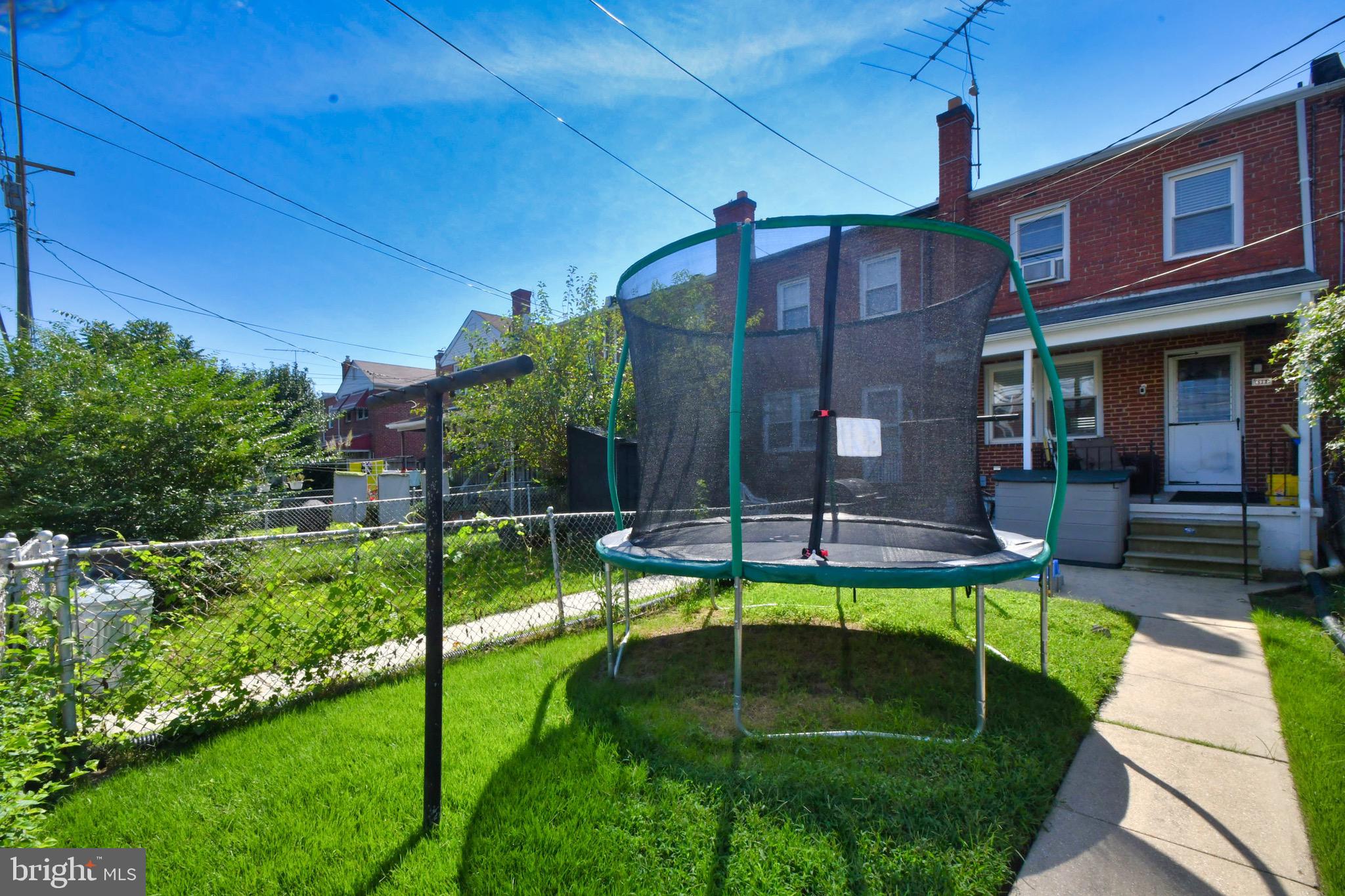 6904 Broening Road Baltimore, MD 21222 - Photo 8 of 40