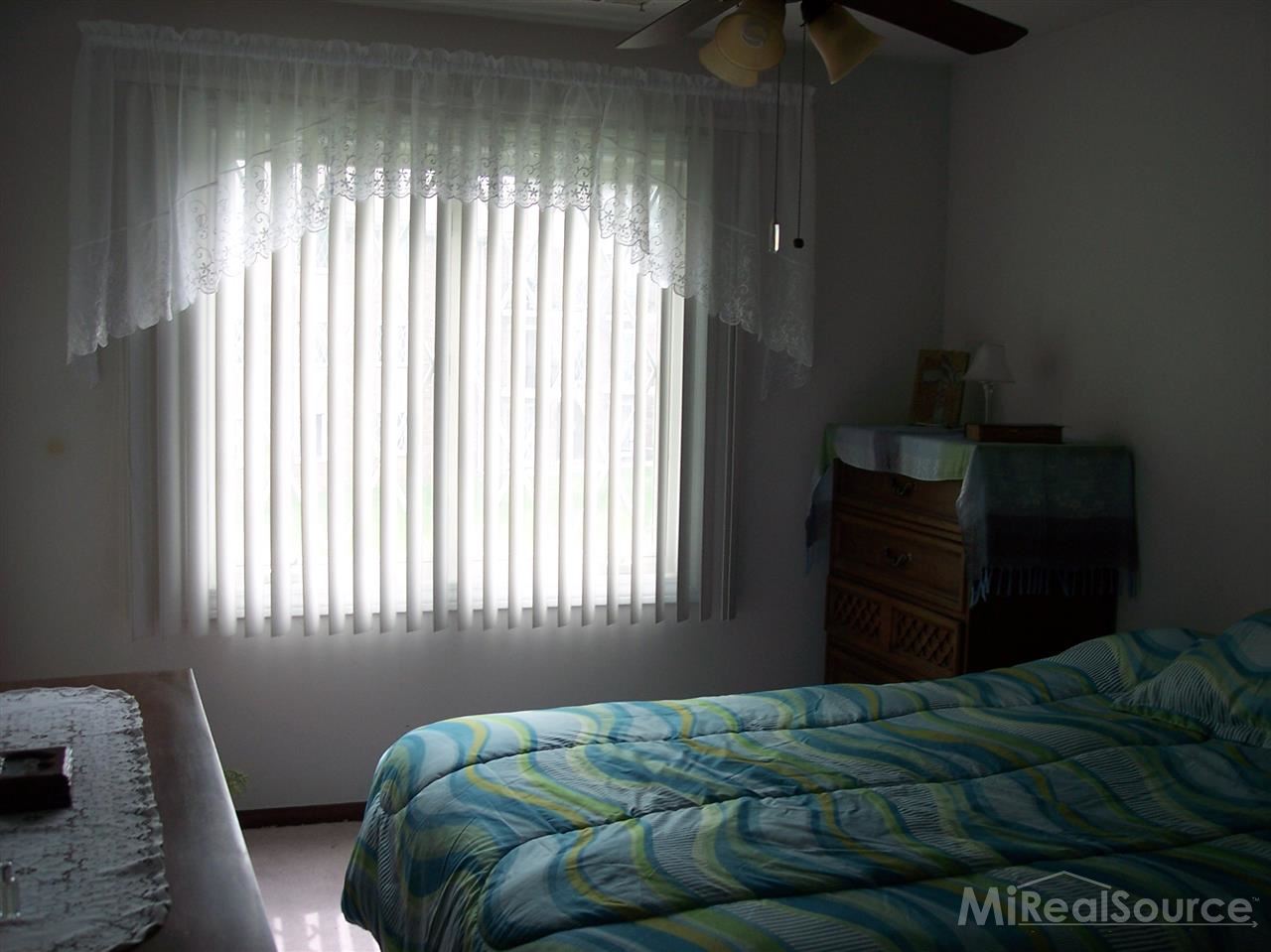 54745 Shelby Road Utica, MI 48316 - Photo 10 of 12 BEDROOM 1