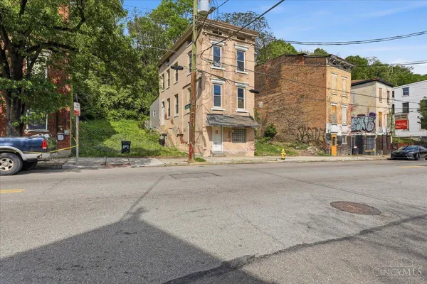 $97,500 | 677 State Avenue, Cincinnati, OH 45204