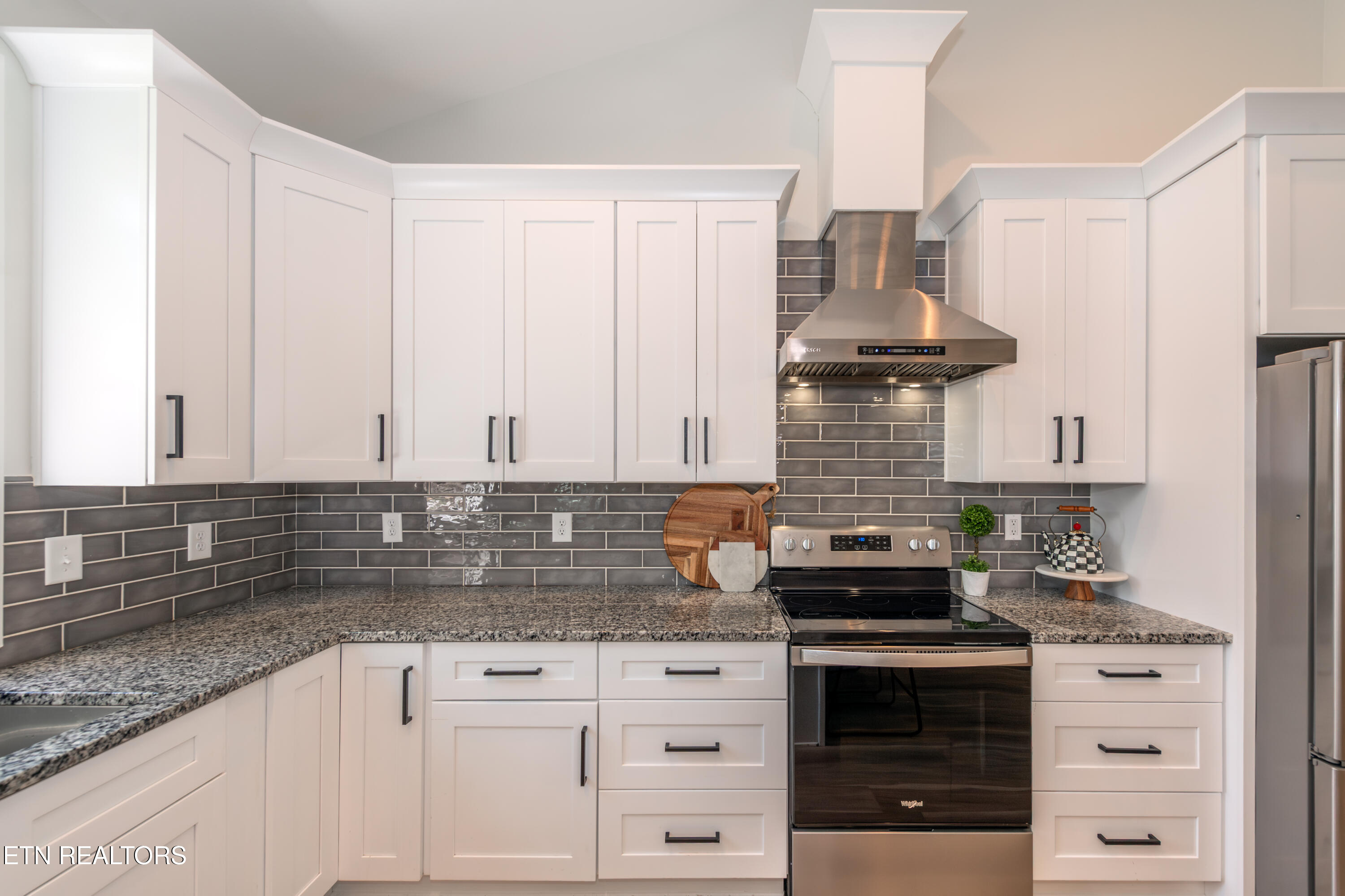 1302 Lula Bell Drive Powell, TN 37849 - Photo 13 of 39 DSC_1036-Edit