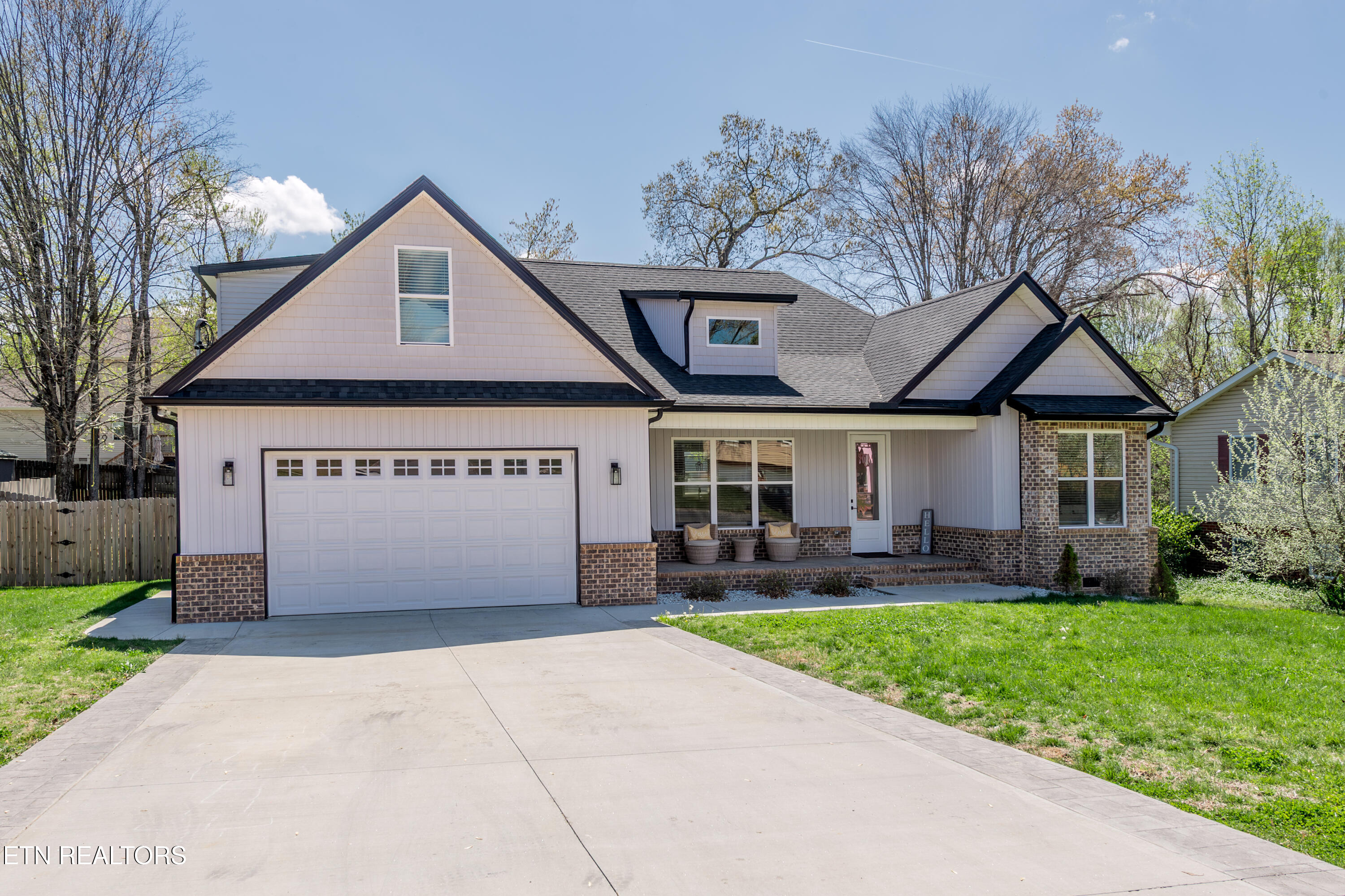 1302 Lula Bell Drive Powell, TN 37849 - Photo 2 of 39 DSC_0944-Edit