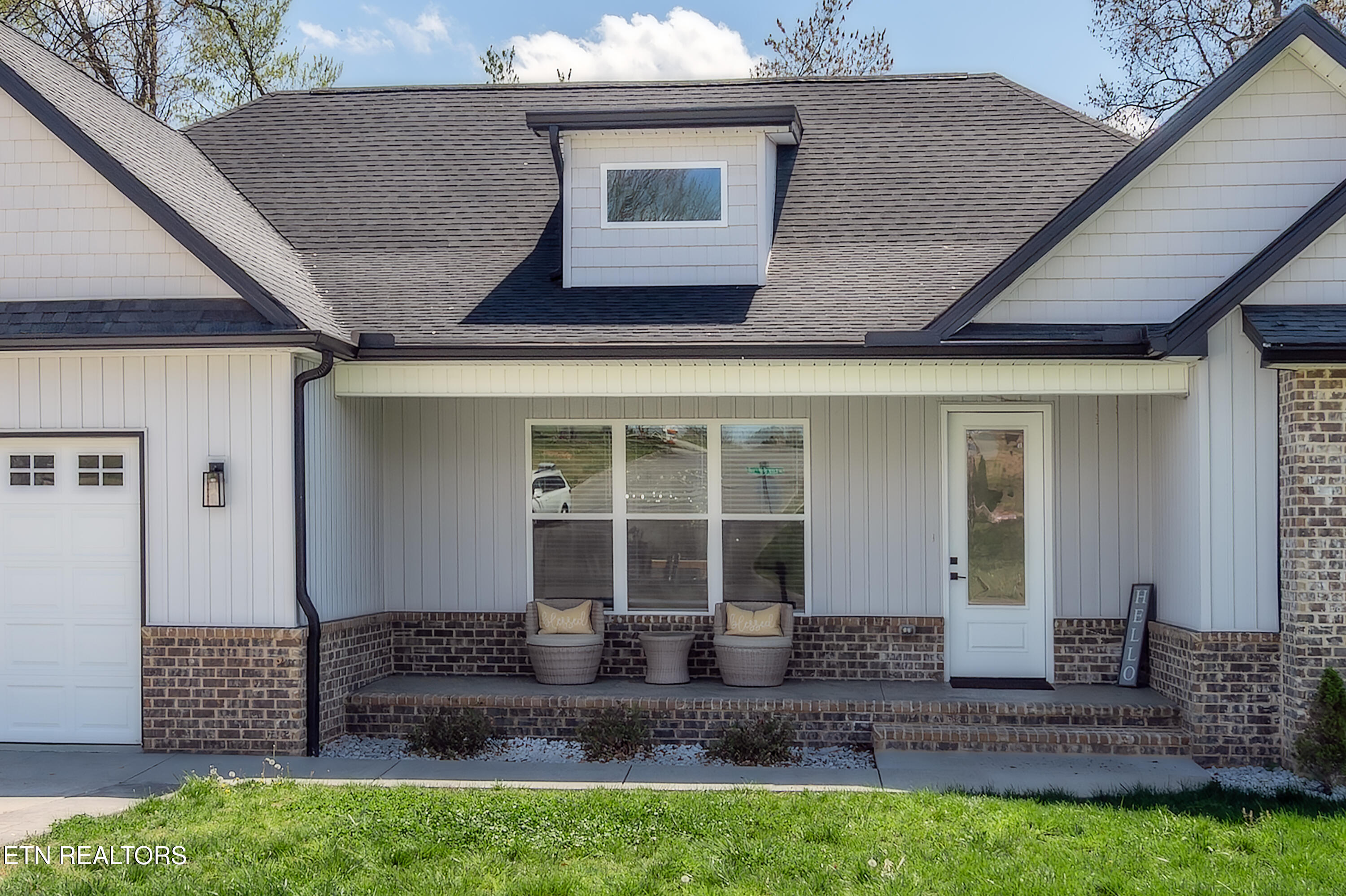 1302 Lula Bell Drive Powell, TN 37849 - Photo 3 of 39 DSC_0951-Edit-Edit