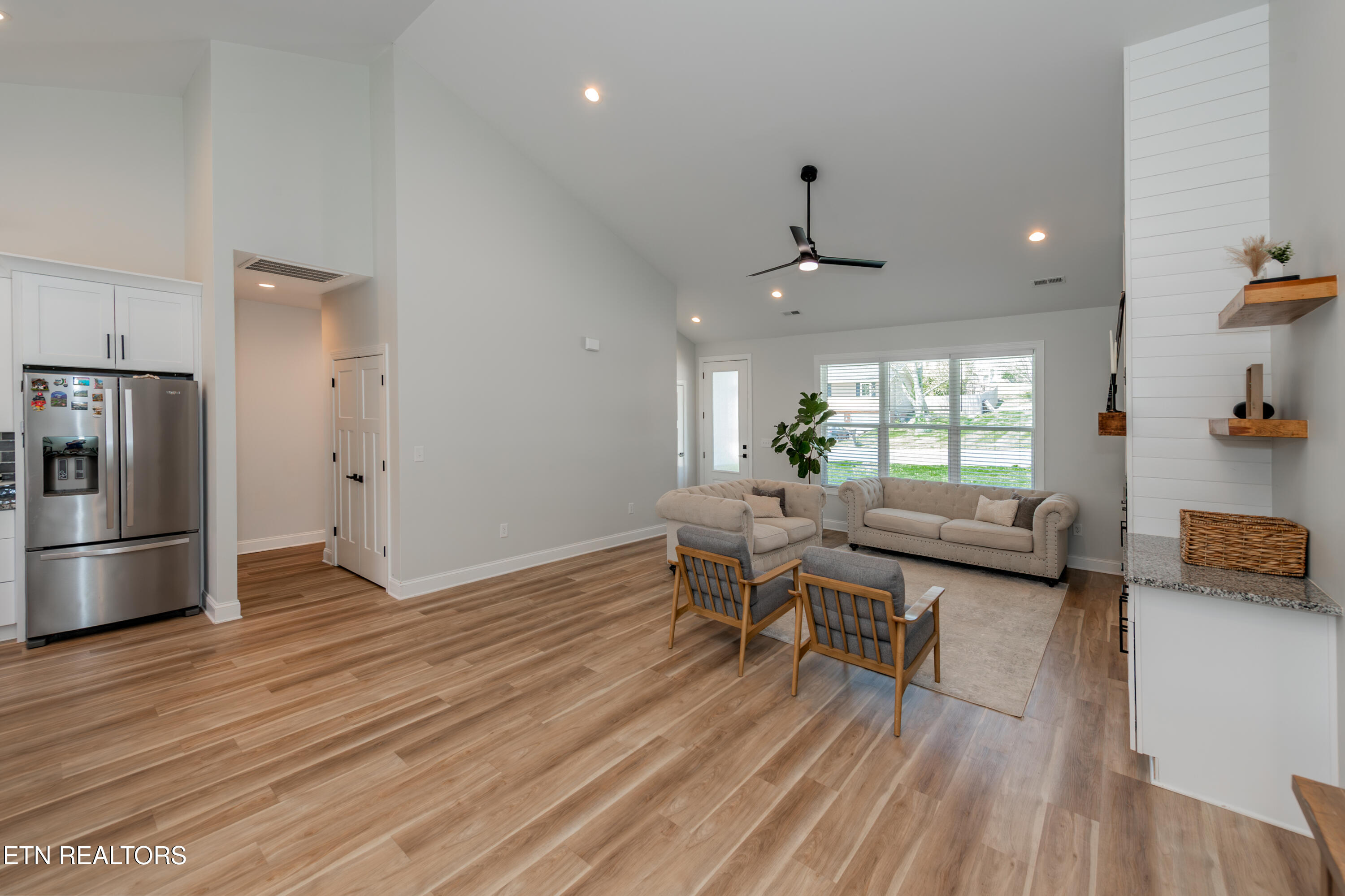 1302 Lula Bell Drive Powell, TN 37849 - Photo 7 of 39 DSC_1030-Edit