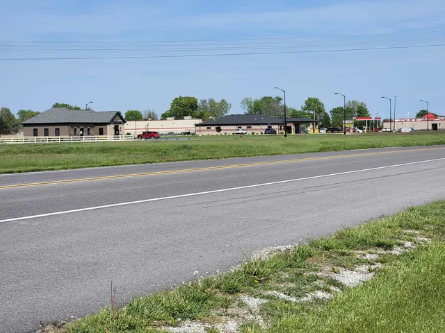 $120,000 | 0 East 12th Street East, Flora, IL 62839