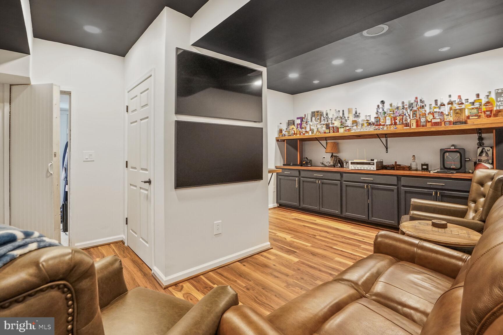 4543 Spring Run Road Warrenton, VA 20187 - Photo 48 of 63 Hidden room!