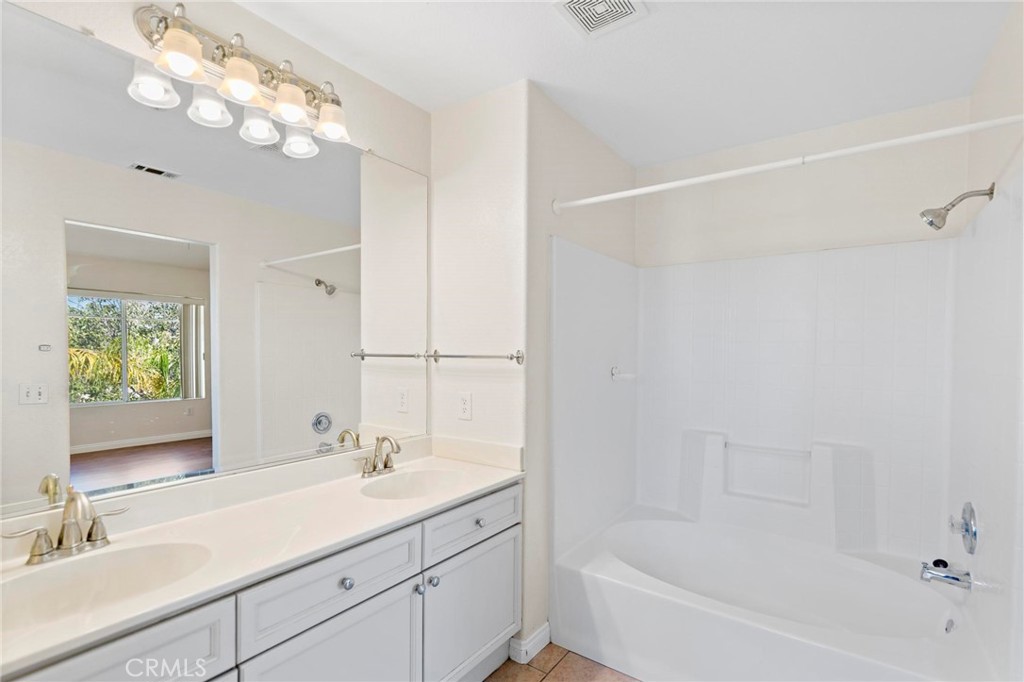 227 Galante Way Oxnard, CA 93036 - Photo 23 of 38