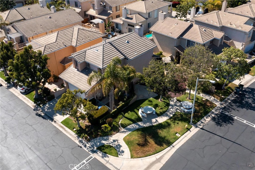 227 Galante Way Oxnard, CA 93036 - Photo 3 of 38