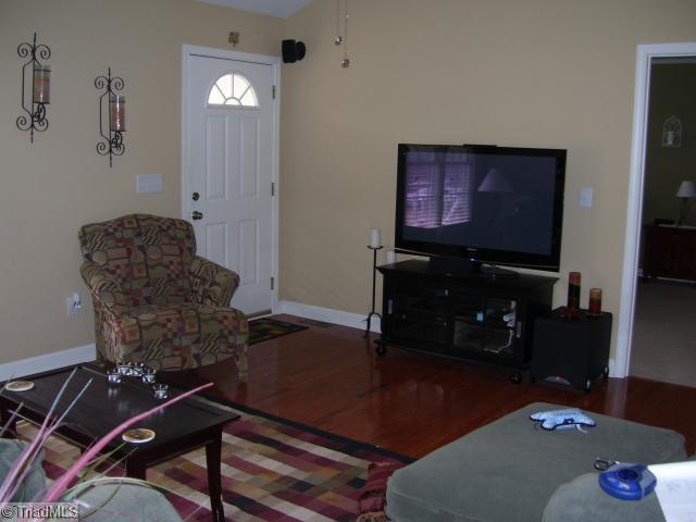 813 Raintree Court Randleman, NC 27317 - Photo 4 of 11 Den/Family/Great Room. Great room