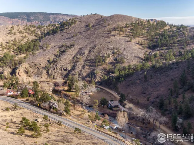 a view of backyard with green space