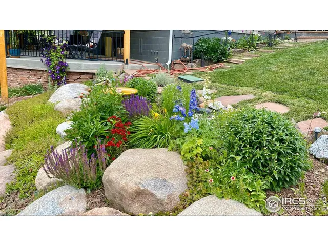 a view of house with outdoor space