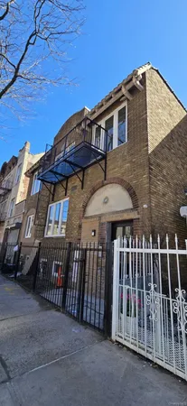 $3,000,000 | 2366 Davidson Avenue | University Heights