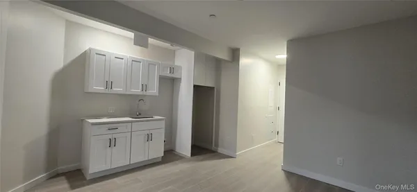 $3,000,000 | 2366 Davidson Avenue | University Heights